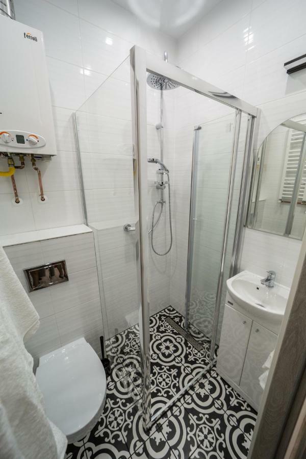 White Vision Apartment Opole Esterno foto