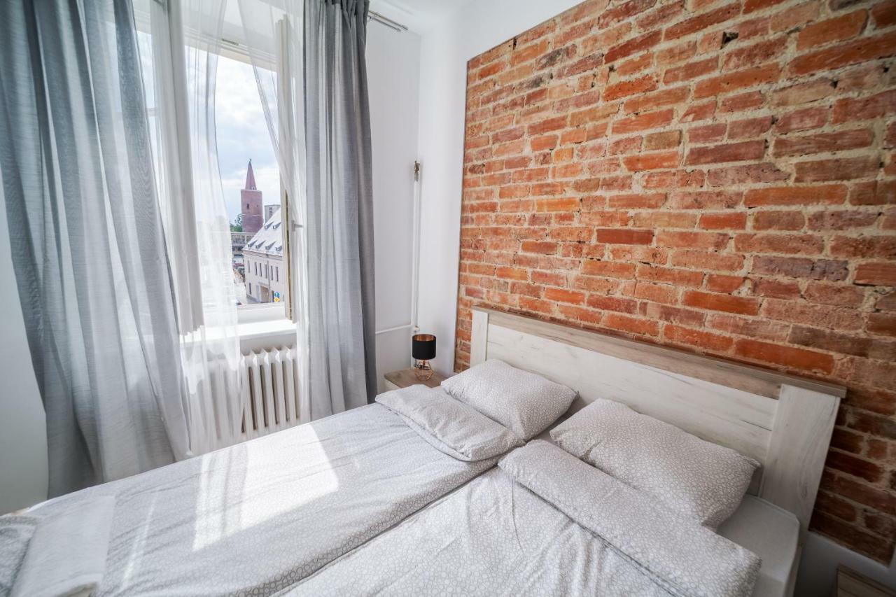 White Vision Apartment Opole Esterno foto